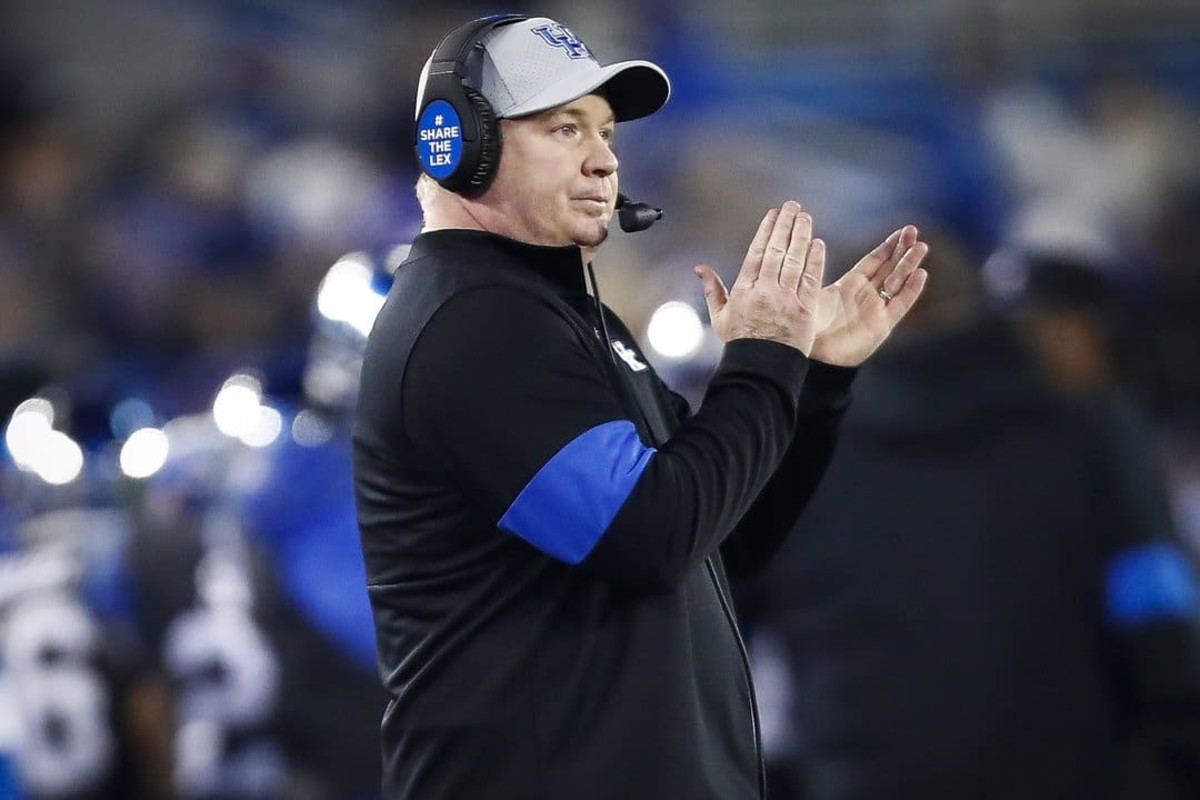 Mark Stoops Clarifies Comments On How Georgia Bought Players