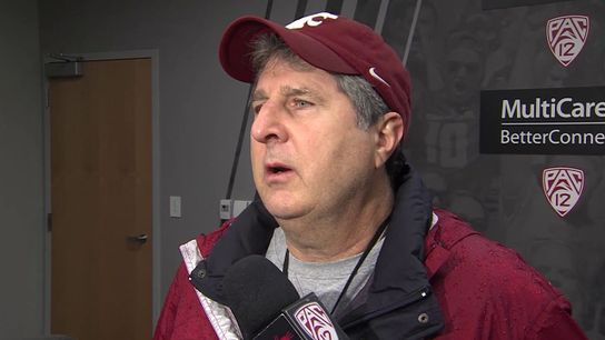 Video: Mike Leach offers reporter some sage wedding advice (Washington State)