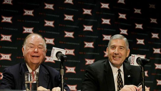 The governor of Texas says the Big 12 owes people an apology (Big 12)