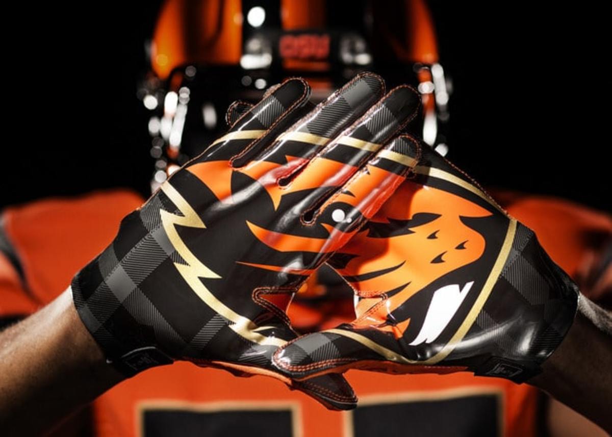 Video of the Day Oregon State season ticket commercial FootballScoop