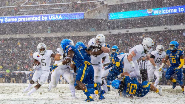 Uniforms for the Army v. Navy game have been unveiled - Footballscoop