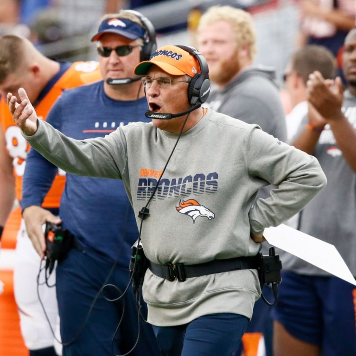 Broncos' Vic Fangio loses it on the sideline after Ravens run the