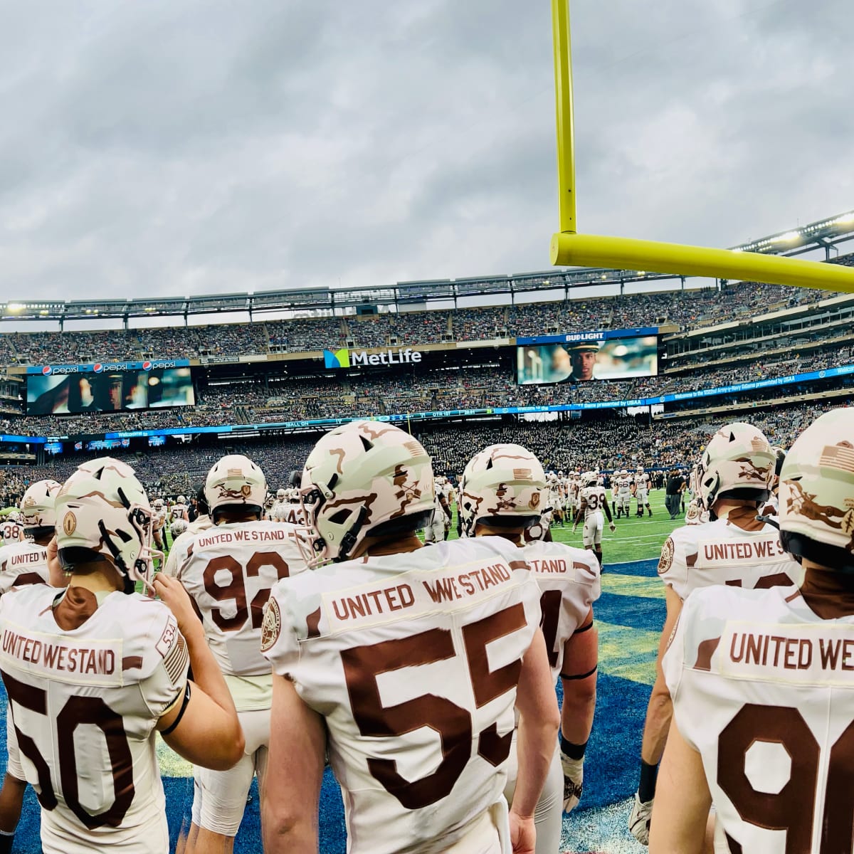 Giants QB coach reflects on Army-Navy rivalry