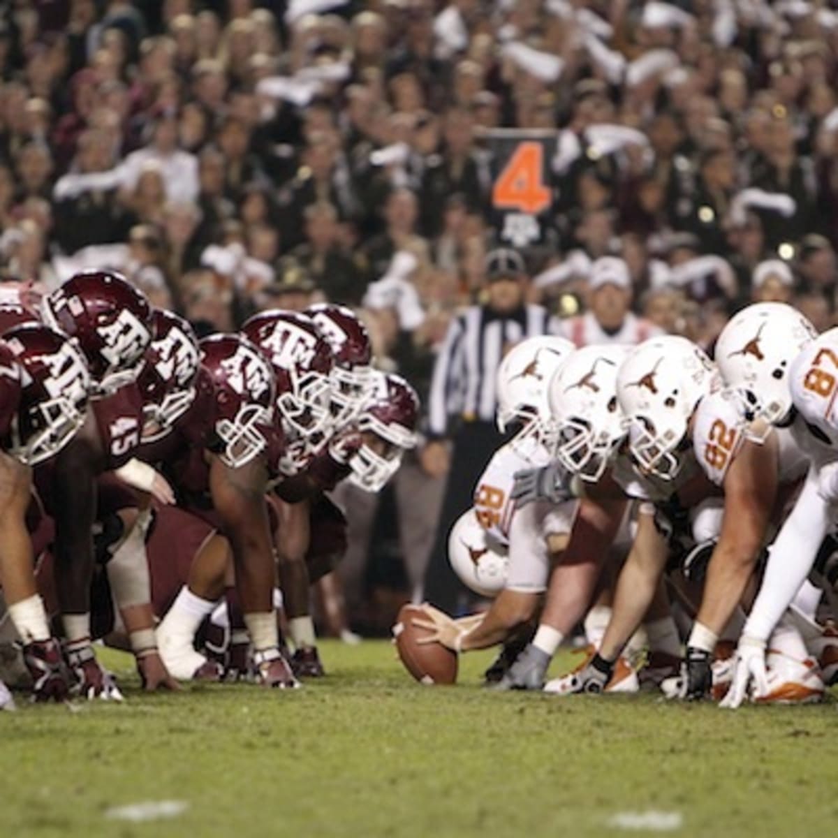 Video: Tampa Bay announces the return of iconic Creamsicle uniforms -  Footballscoop