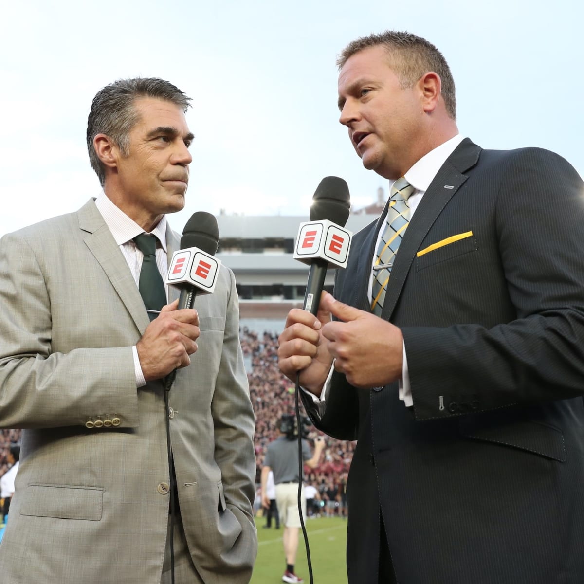 ESPN would use Chris Fowler, Kirk Herbstreit for Saturday NFL games