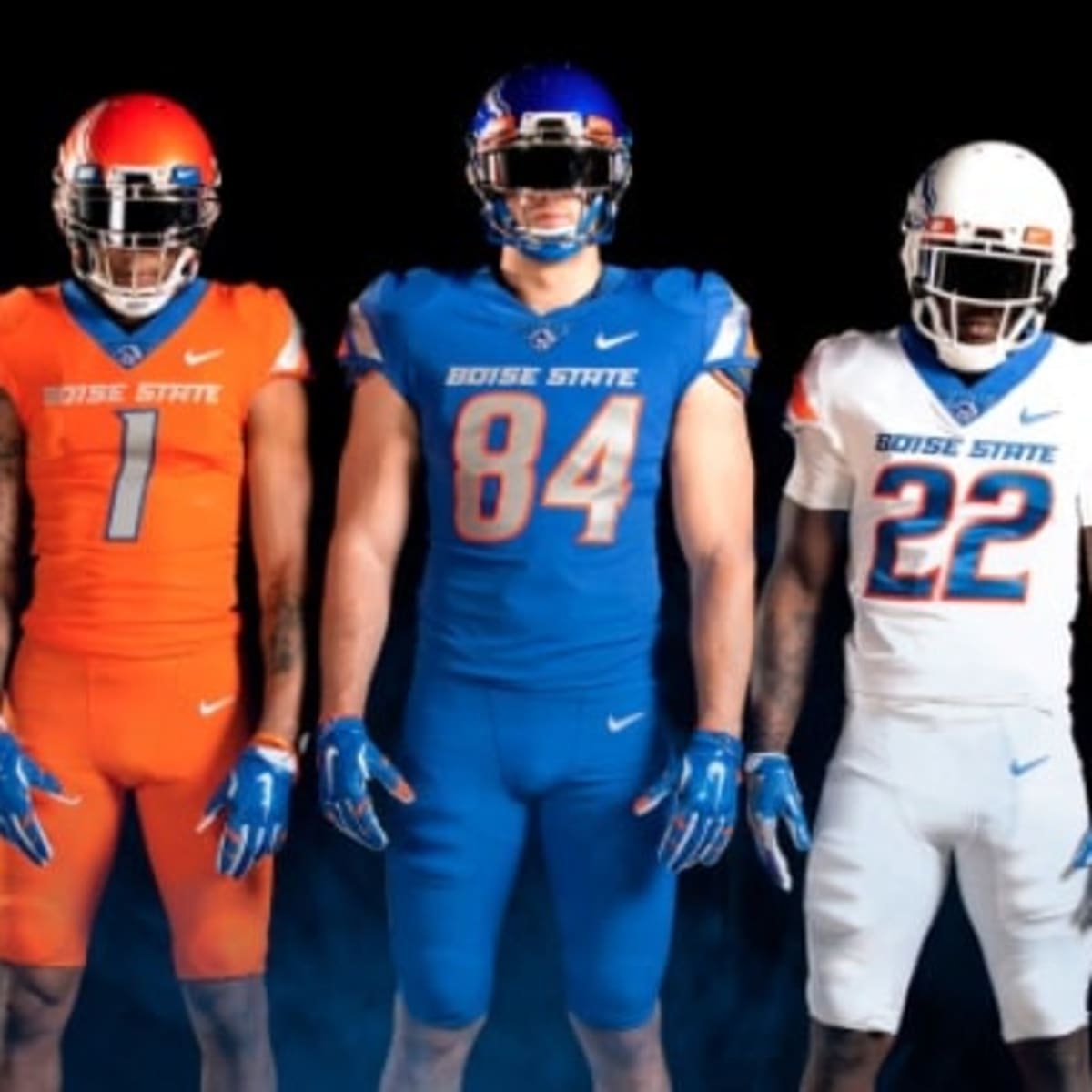 Broncos get back to 'blue collar' with debut of new football uniforms, Boise State Football Coverage