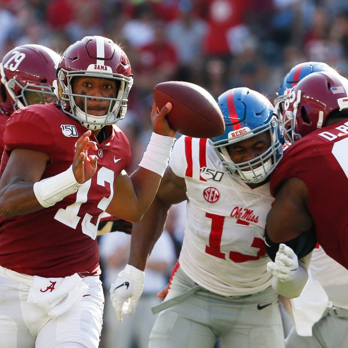 2019 Davey O'Brien Award Watch List: Tua Tagovailoa headlines