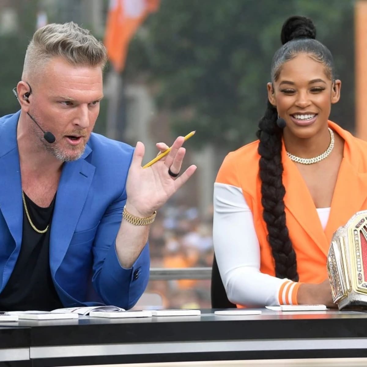 Pat McAfee, ESPN agree to deal for ex-NFL punter's   show