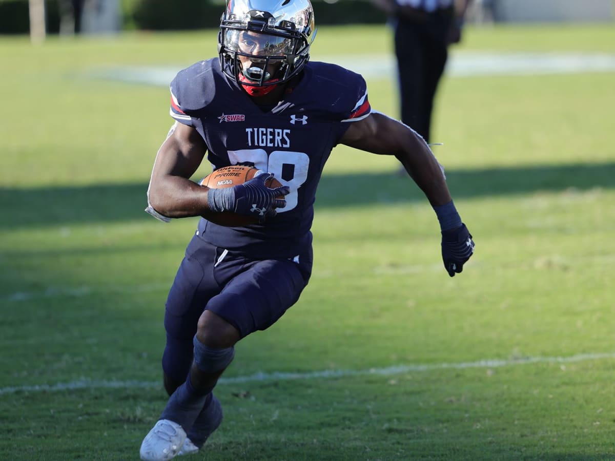 Deion Sanders reaffirms Jackson State not concerned with FCS playoffs