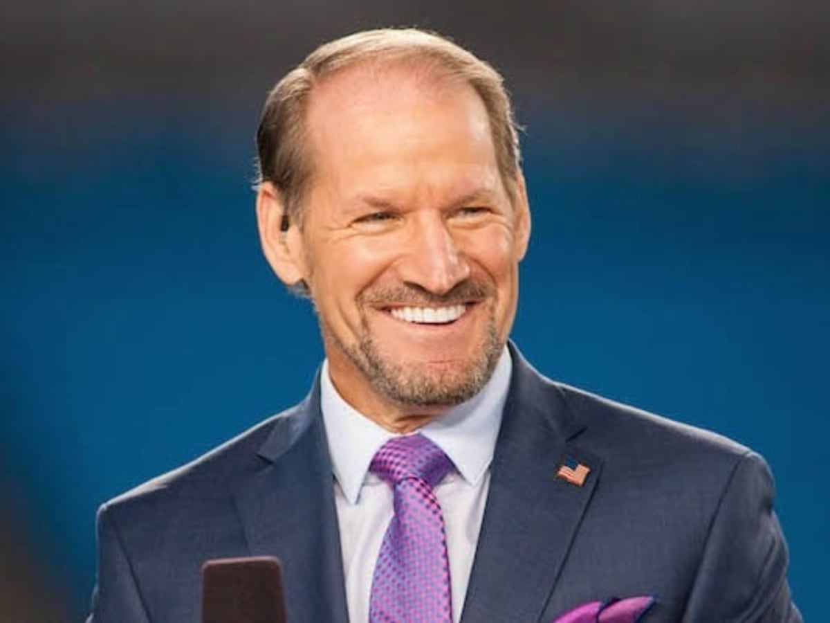 Did Bill Cowher Cause a Change in NFL Officials' Unis?