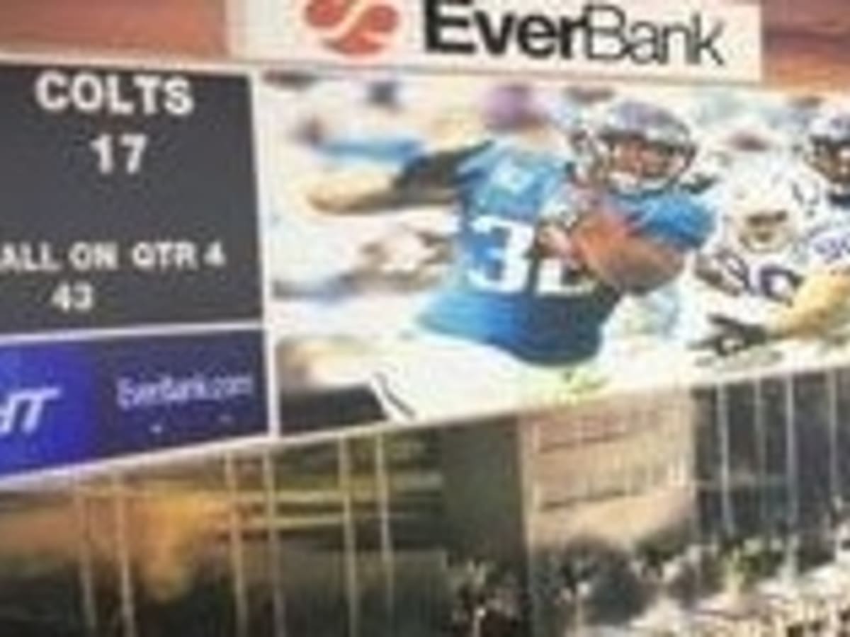 VIDEO: Jaguars Debut World's Largest Video Boards