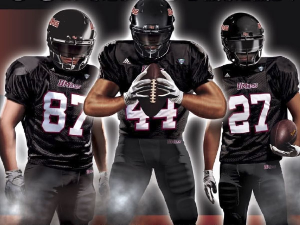 Photos: Oregon will wear black and pink uniforms on Thursday - Footballscoop