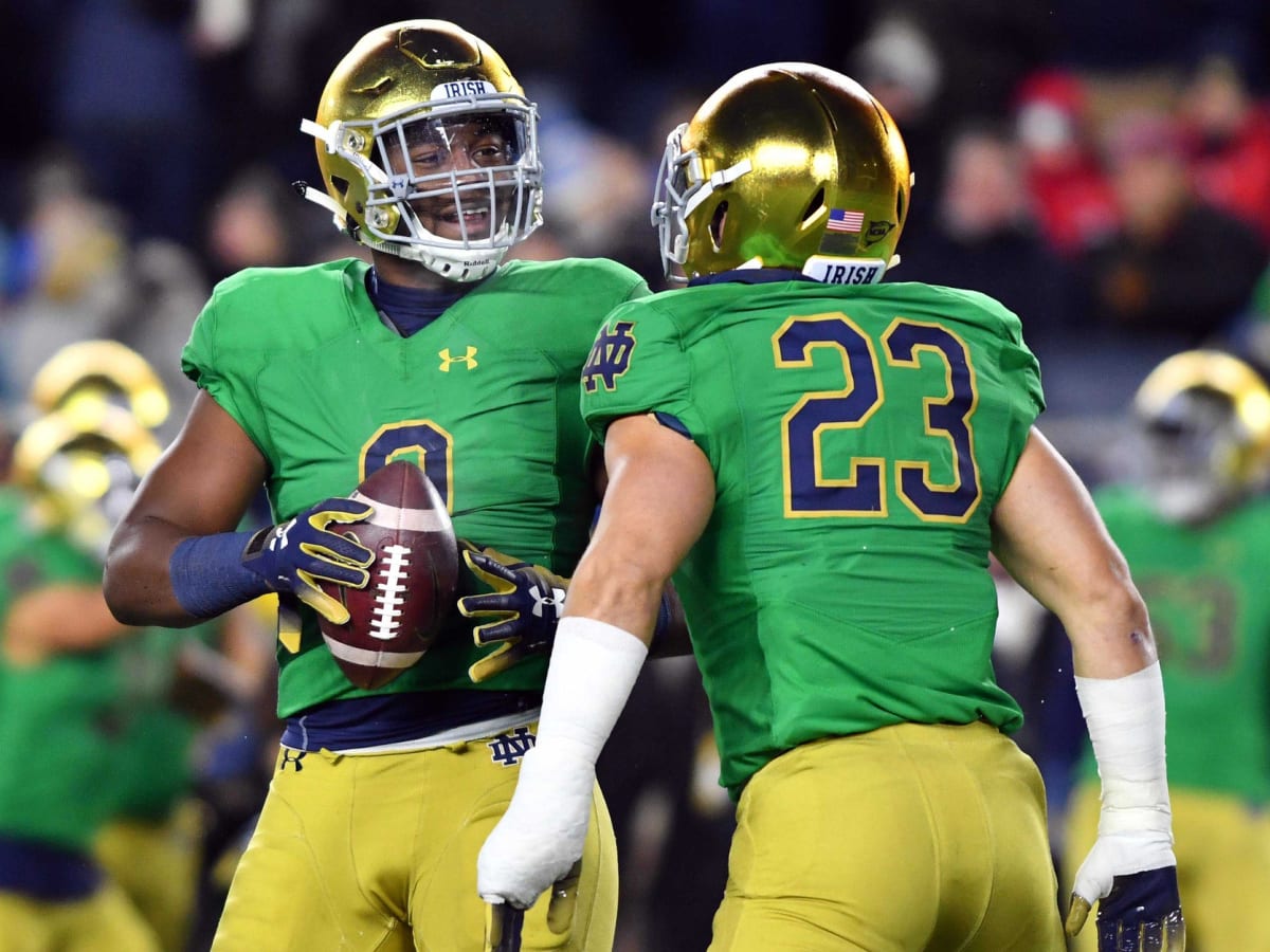 Sources: Notre Dame re-signs deal with Under Armour - Footballscoop