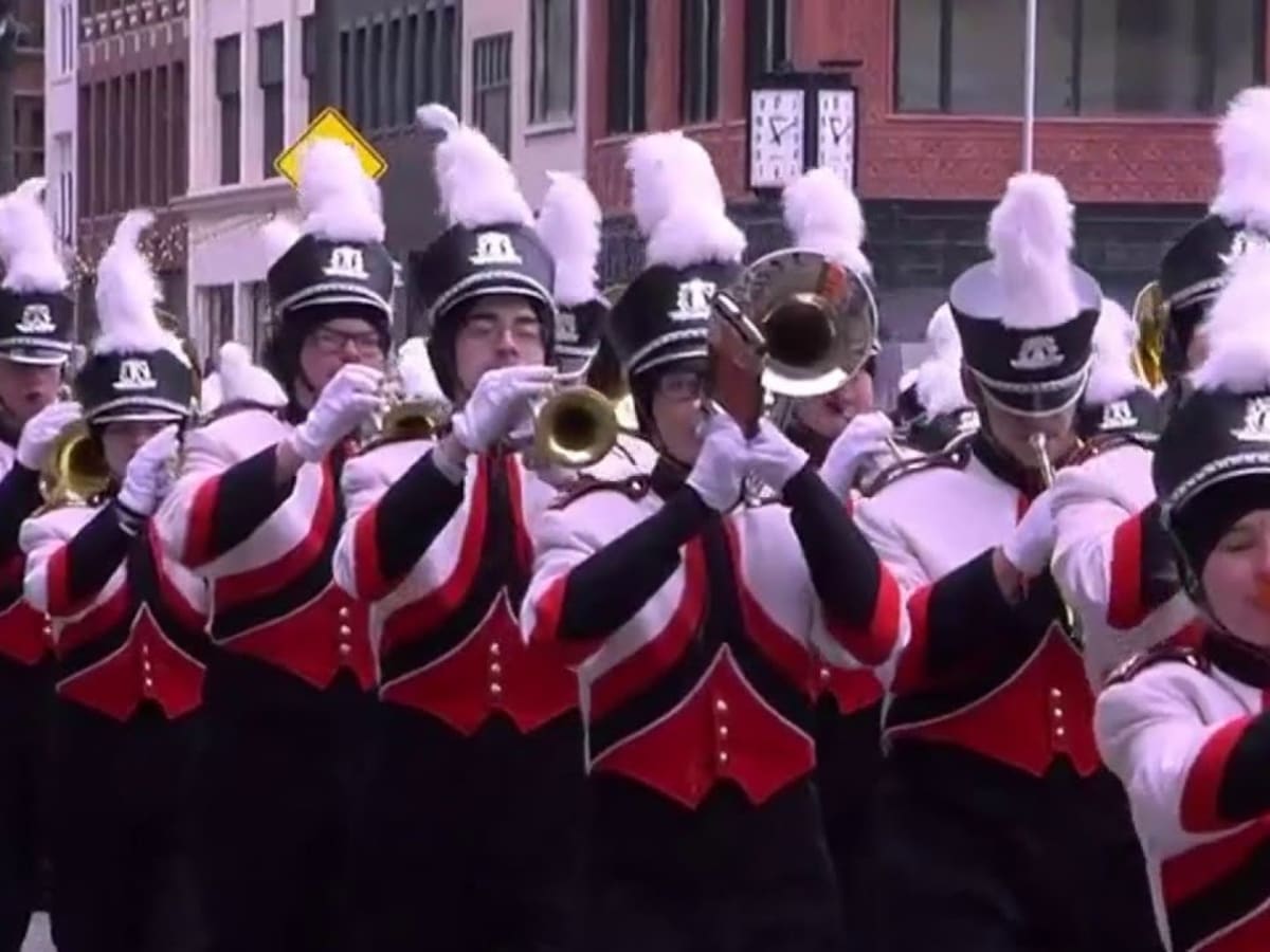 High school band director helps student fulfill marching band dream - ABC  News