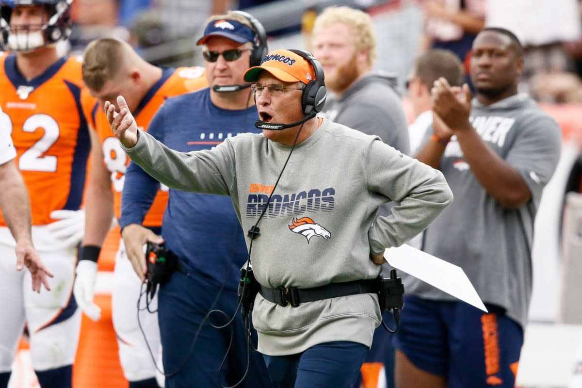 Broncos' Vic Fangio loses it on the sideline after Ravens run the