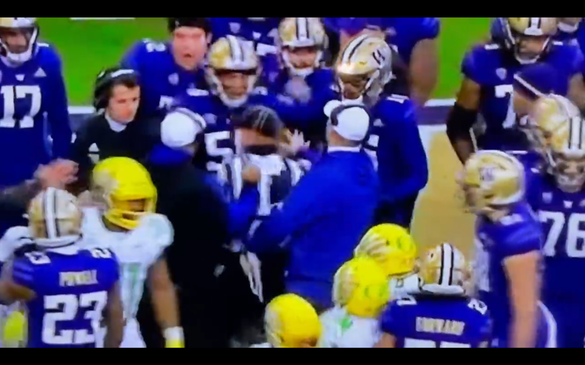 Watch: Washington coach Jimmy Lake incident with player; A.D. issues ...