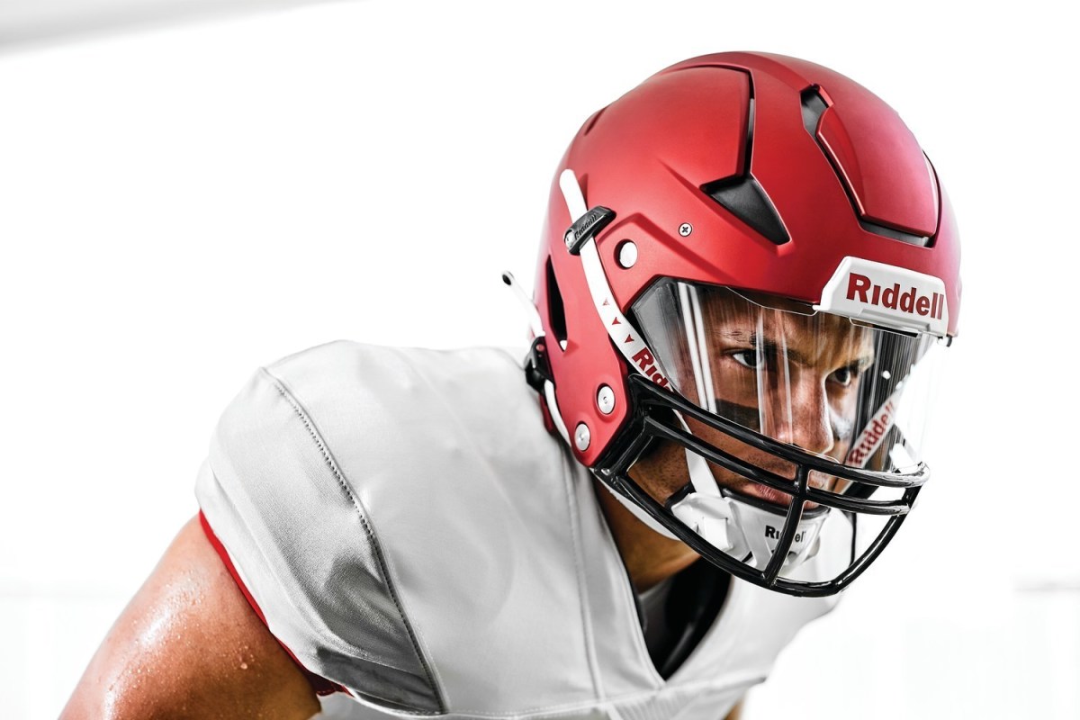 Riddell Reveals Innovative New Axiom Helmet Footballscoop