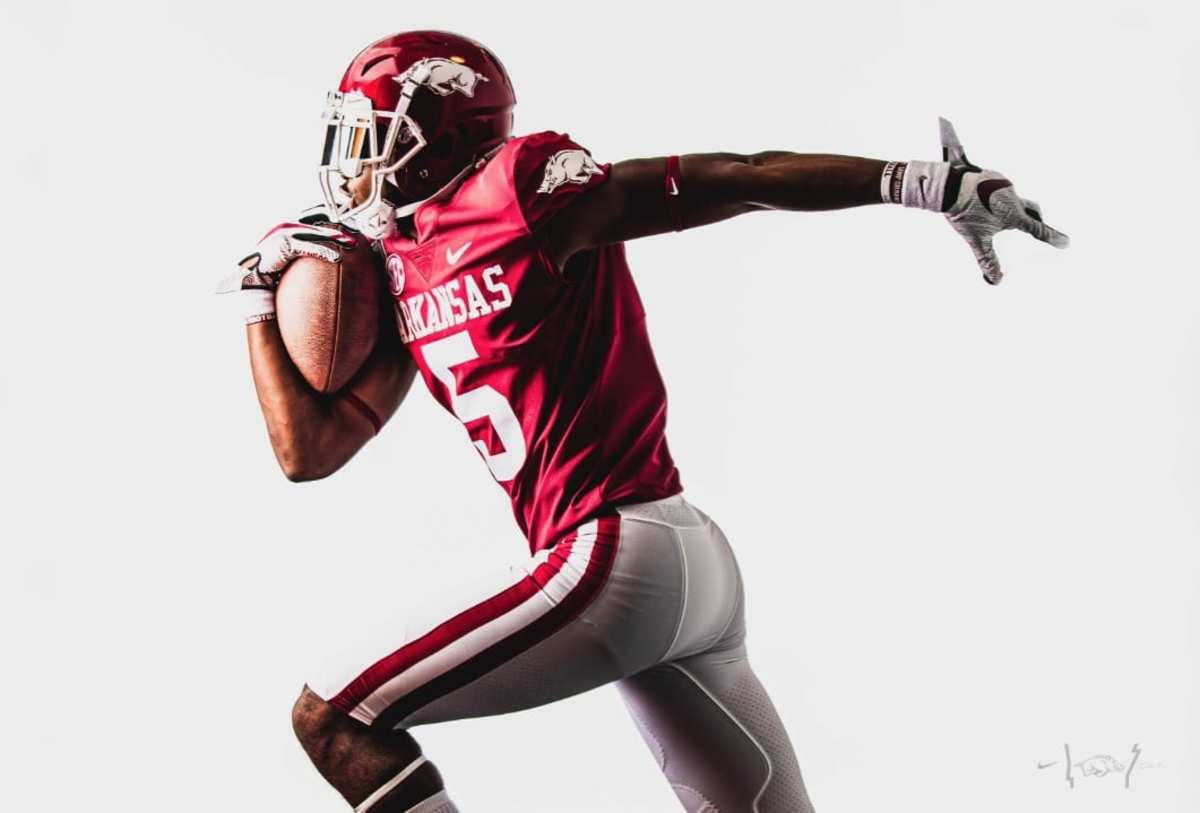 Arkansas Unveils New (old) Uniforms - Footballscoop