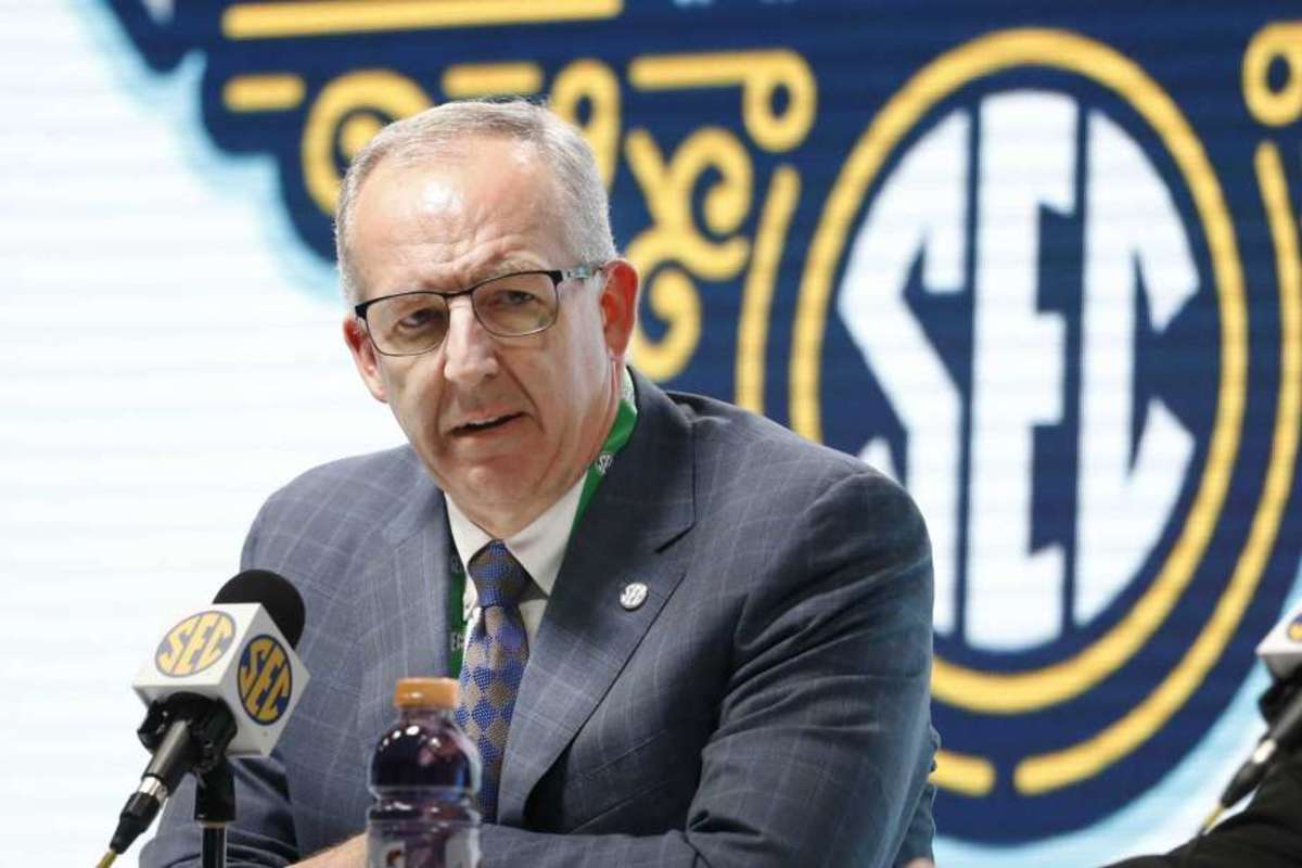 SEC Commissioner Greg Sankey Weighs In On Canceling Fall Season ...