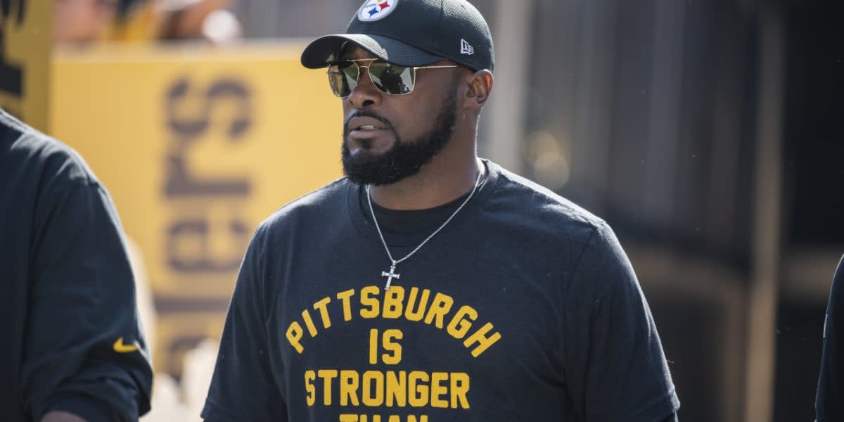 Mike Tomlin's Salute To Service Hoodie From Sunday On Display In Pro  Football Hall Of Fame - Steelers Depot