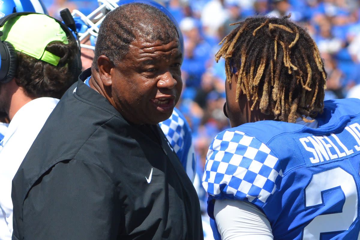 Sources: Kentucky recruiting ace Vince Marrow mulling opportunity with Bill Belichick, UNC