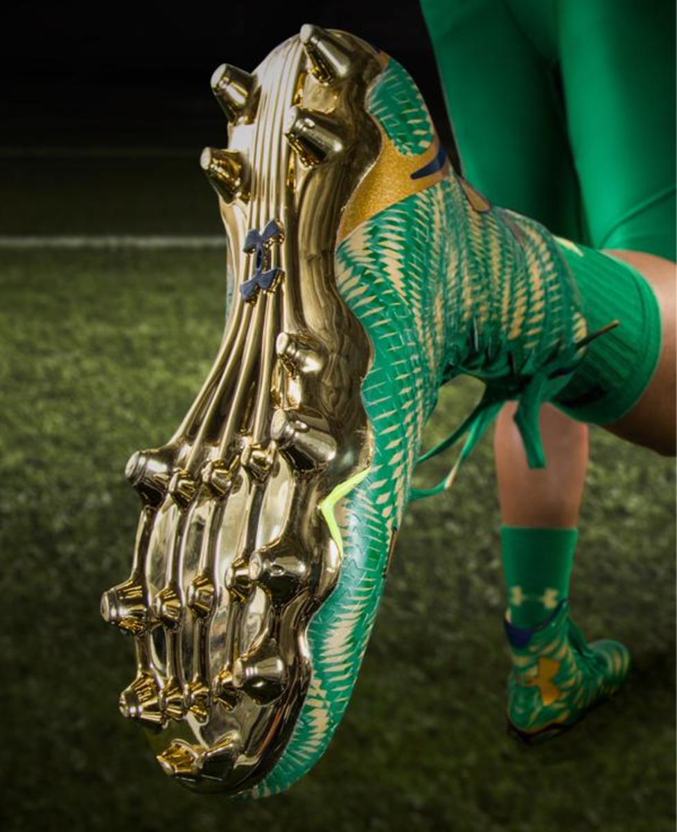 Notre deals dame cleats