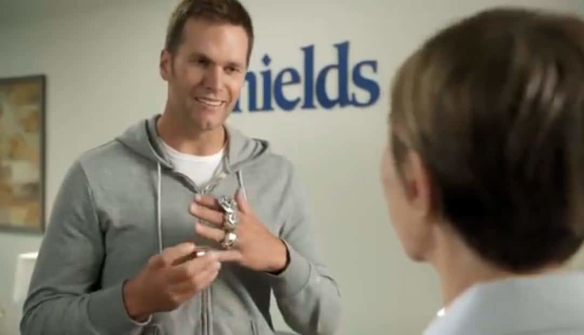 Tom Brady, Patriots flaunt 'greatest' Super Bowl ring of all-time