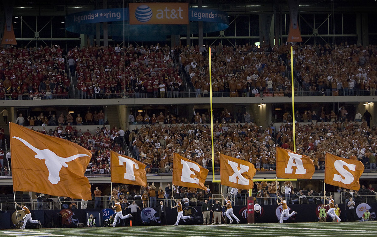 Texans: Decision coming soon on fan attendance at home games