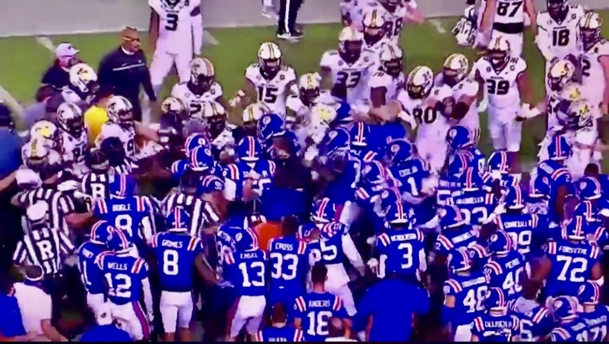 Massive Brawl Erupts In Gators Tigers Sec Clash Footballscoop 