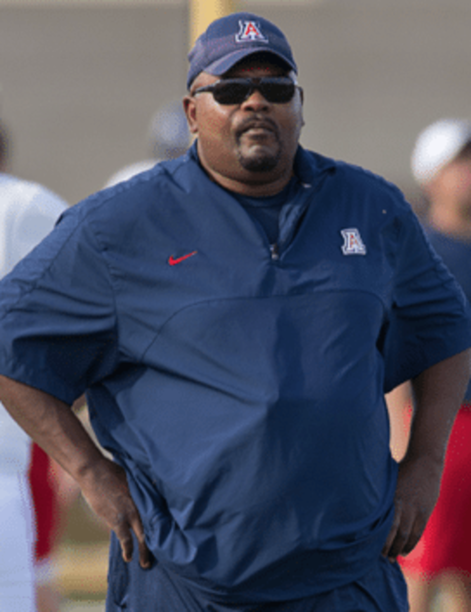 Calvin Magee - 2012 Running Backs Coach of the Year - Footballscoop