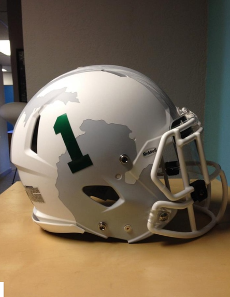 Photos: Eastern Michigan's new helmets have a lot going on - Footballscoop