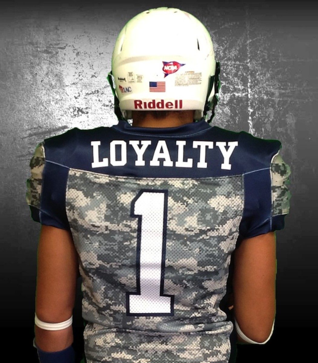 Photo: UW-Stout goes camo for Military Appreciation Day