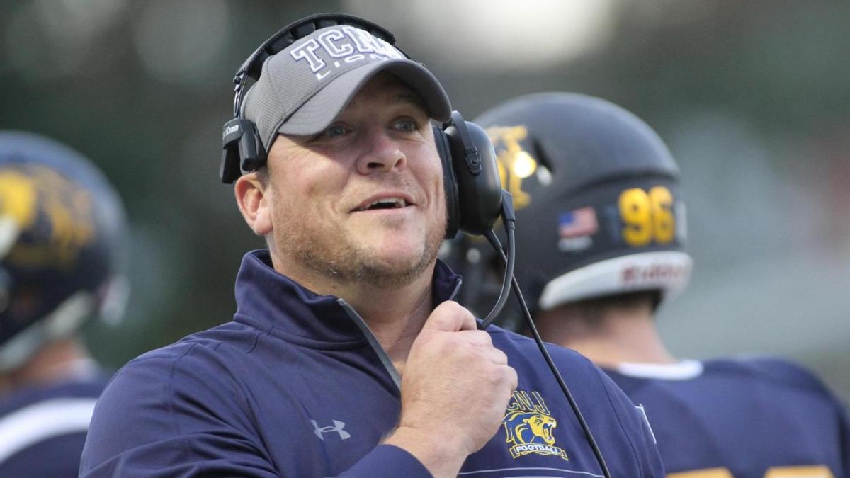 Division III head coach resigns for high school head coaching job ...