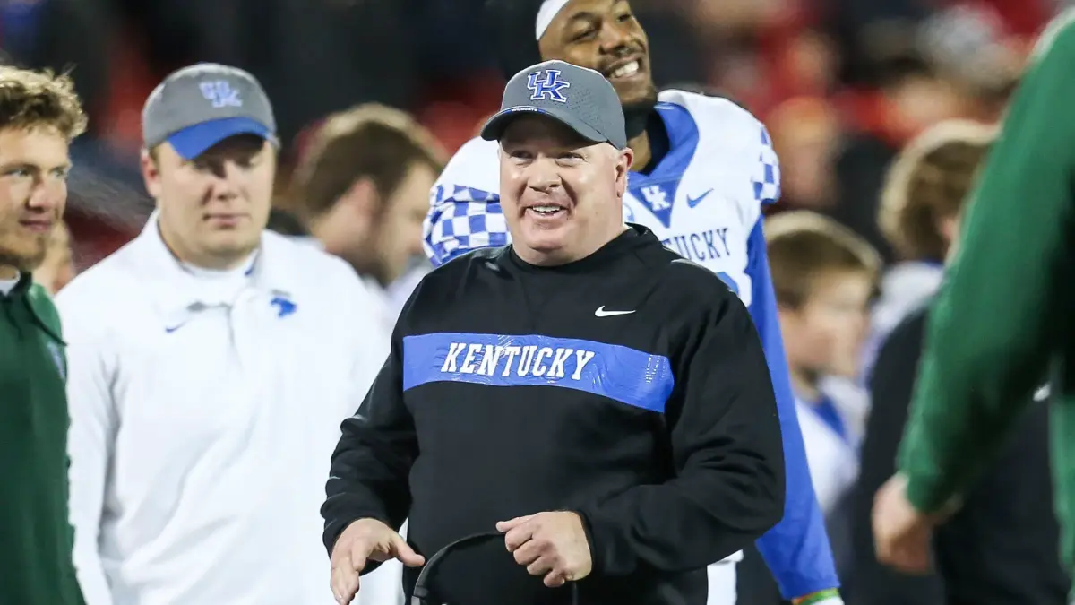 Sources: All momentum favors Mark Stoops for Texas A&M job - Footballscoop