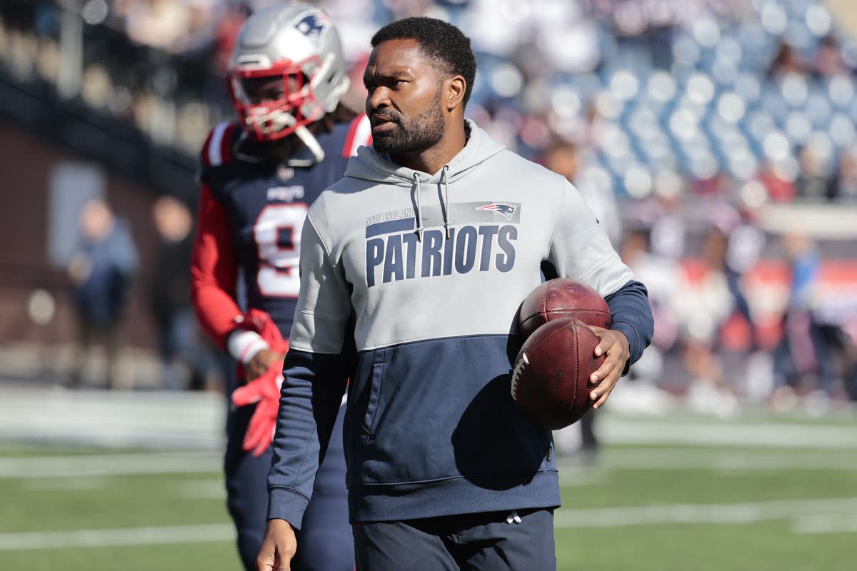 Patriots will reportedly tab Jerod Mayo to succeed Bill Belichick ...