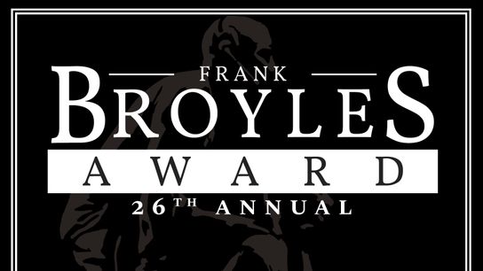 Broyles Award announces 15 semifinalists (Broyles Award)