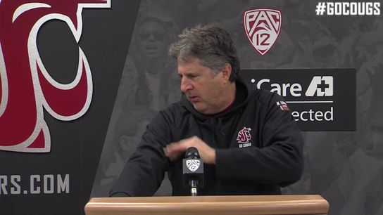 Mike Leach explains how disappointed he was in his offensive line: "If there was a fight to the death, with no rules..." (Featured)