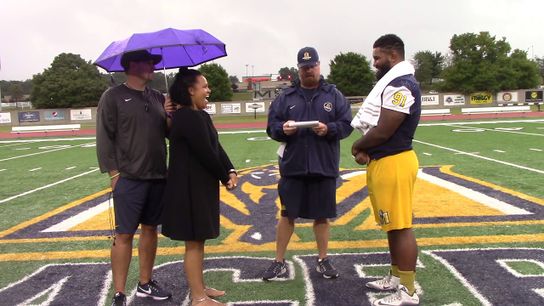 Video: Murray State player gets married after practice by coach, who happens to be an ordained minister (Featured)
