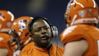 Dino Babers explains how being a first-time head coach is a lot like being a fireman (Featured)