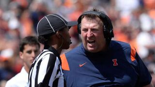On Big Ten Network and postgame, Illinois coach Bret Bielema airs officiating frustrations (Bret Bielema)