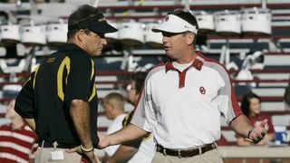Bob Stoops, Gary Pinkel headline College Football Hall of Fame ballot (Bob Stoops)