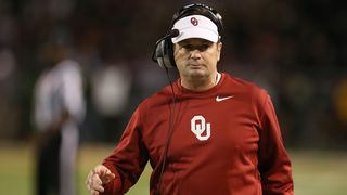 Bob Stoops just paid $2.25 million to buy his *second* second home in Chicago (homes for sale)