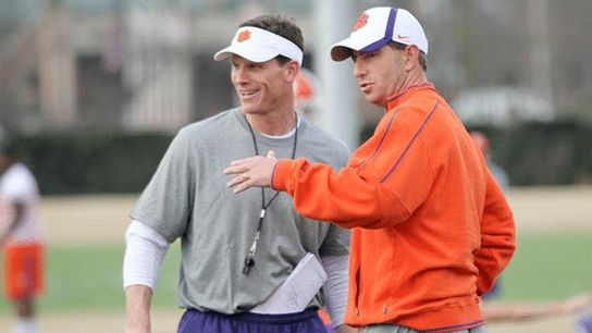 Brent Venables explains why he doesn't need a head coaching job to be happy (Clemson)