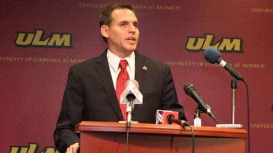 Video: This is one way for an AD to get some face time with football players (ULM)