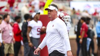 High school coach explains why he invited Cale Gundy to speak to his team (Cale Gundy)