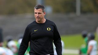 Mario Cristobal shares a non-traditional way to think about hiring your next coordinator (Oregon)