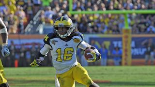 Former All-American Denard Robinson joins Jacksonville staff (jacksonville)