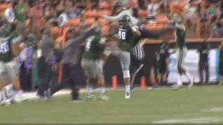 When celebrating on the sidelines goes wrong (Hawaii)