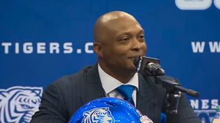Sources: Eddie George & Hue Jackson make another hire for offensive staff (pepe pearson)