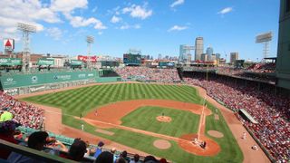 Report: Fenway Park adding a bowl game in 2020 (fenway park)